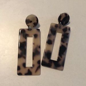 Resin square rectangle drop post earrings tortoiseshell